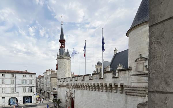 Appartement à vendre    3 pièces • 65,52 m2 La Rochelle