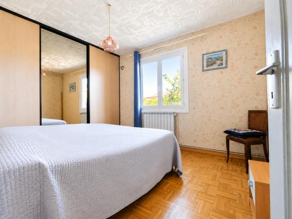 Maison
         5 pièces
        - 67 m² 219 000 € *
