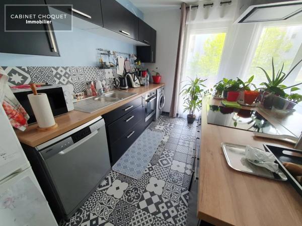 APPARTEMENT AVEC BALCON & GARAGE A VENDRE - VIEUX LILLE - 66 m 2 - 295 000 €