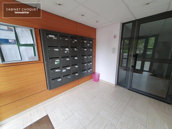 APPARTEMENT AVEC BALCON & GARAGE A VENDRE - VIEUX LILLE - 66 m 2 - 295 000 €