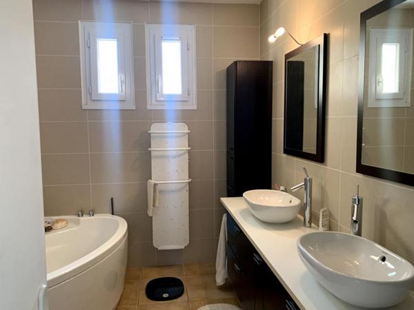 Villa de 180 m2 à Carro