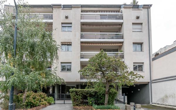 Stationnement à vendre    La Varenne - Saint-Maur-des-Fossés