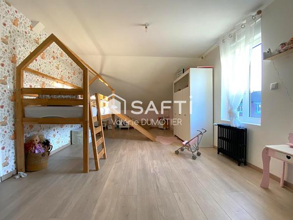 Maison 5 pièces avec 3 chambres et habitable de plain-pied