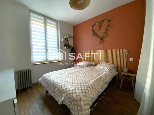 Maison 5 pièces avec 3 chambres et habitable de plain-pied