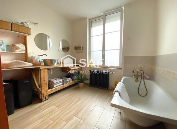 Maison 5 pièces avec 3 chambres et habitable de plain-pied