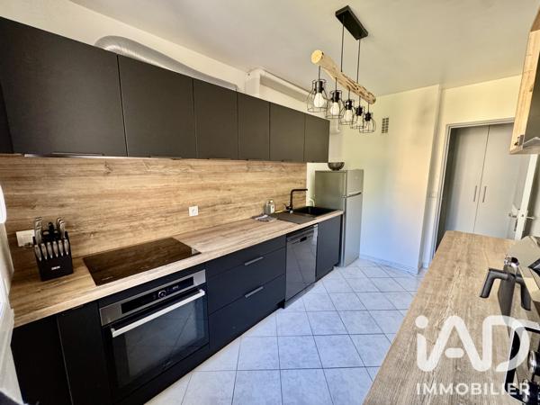 Appartement à vendre 3 pièces 68 m² Sainte-Geneviève-des-Bois
