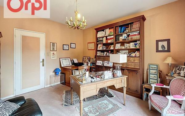 Maison à vendre    8 pièces •  Aspet