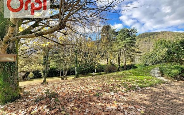 Maison à vendre    8 pièces •  Aspet