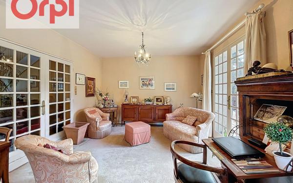 Maison à vendre    8 pièces •  Aspet