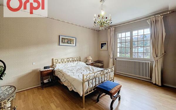 Maison à vendre    8 pièces •  Aspet