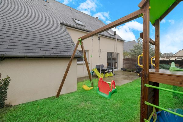 EN EXCLUSIVITÉ Maison à vendre à OSSE ( Chateaugiron) Bien rare ! 4 chambres Jardin- Garage