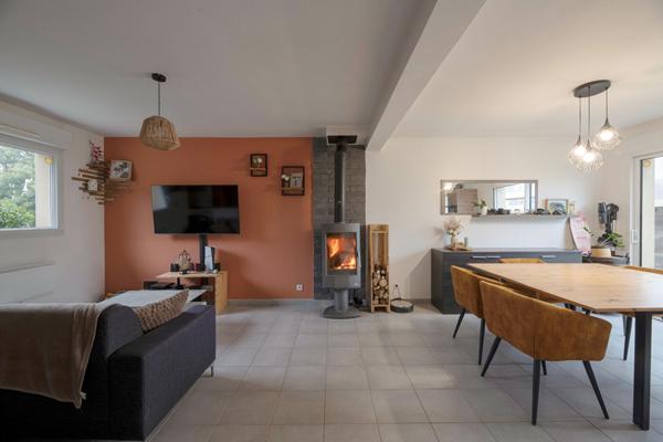 EN EXCLUSIVITÉ Maison à vendre à OSSE ( Chateaugiron) Bien rare ! 4 chambres Jardin- Garage