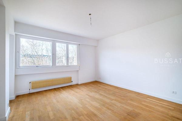 Vente appartement 2 chambres - 6ème étage - vue Rhône - Balcon