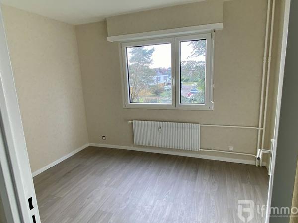 Appartement 4 pièces de 87,74 m² avec balcon, garage, cave et parking