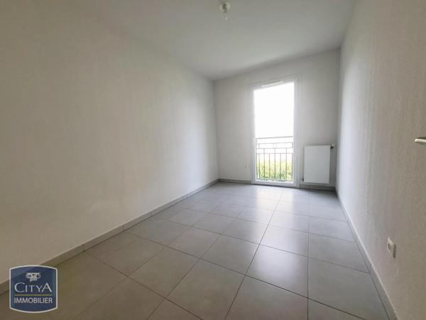 Appartement à louer 3 pièces 66.45m² Le Muy (83490)