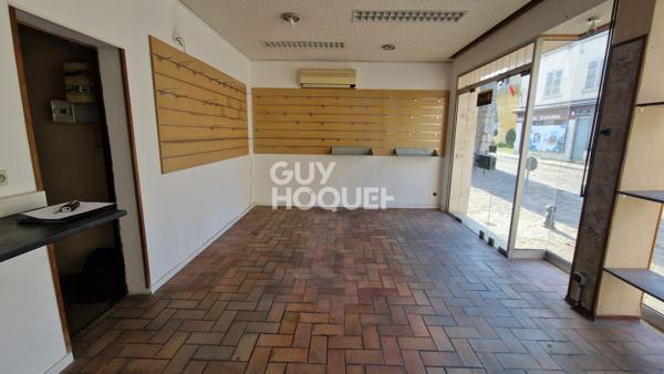 A Chartres secteur basse ville Porte Guillaume