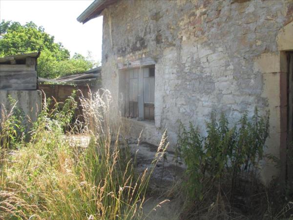 MAISON RENOVEE 3 CHAMBRE GRANGEAGE ET JARDIN