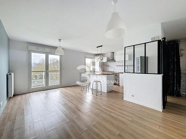 A vendre Appartement Type 3 Quartier St Maurille aux Ponts de Cé - Lumineux et traversant dans une petite copropriété au deuxième et dernier étage