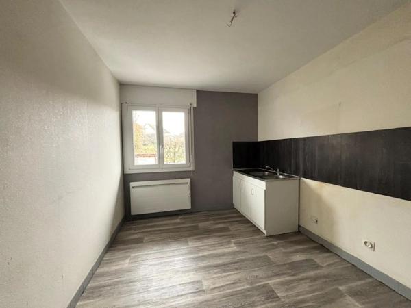 Appartement à louer 5 pièces 90.23m²