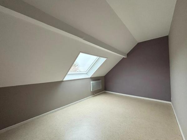 Appartement à louer 5 pièces 90.23m²