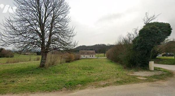 TERRAIN A BATIR DE 2 236 m²