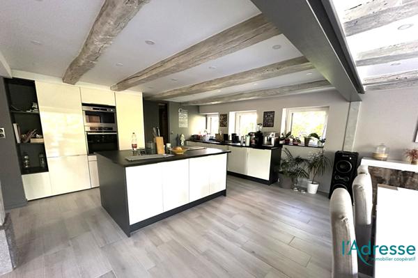 MAISON COLOMBAGE RENOVEE avec Dépendances