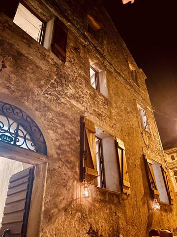 Maison de Maitre 200 m2 Vue Mer 5km SISCO