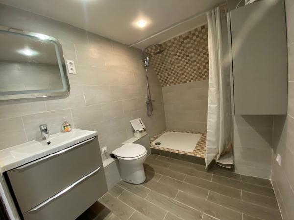 Maison de plain pied sur sous  sol