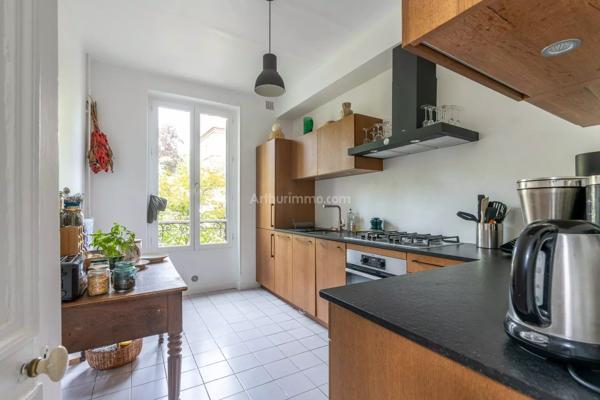 Vente                                                      Maison
                        
                     8 pièces                      180 m2                     à Thorigny-sur-Marne
