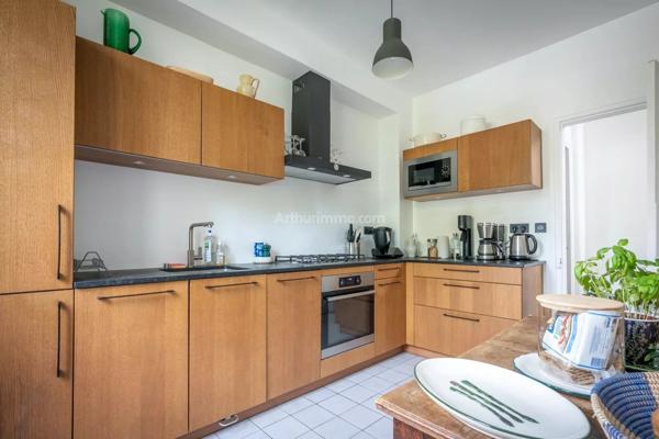 Vente                                                      Maison
                        
                     8 pièces                      180 m2                     à Thorigny-sur-Marne