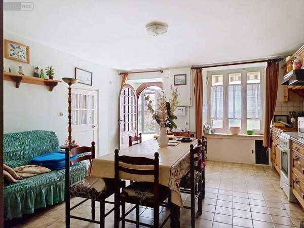 Maison à vendre à Saint Père Marc en Poulet en Ille-et-Vilaine (35430), ref : 089/3305