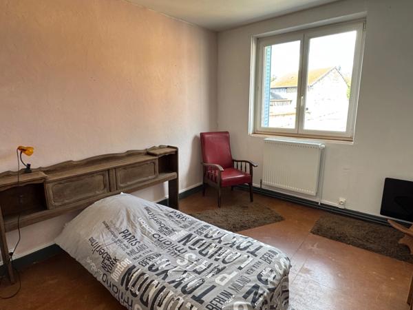 MAISON 4 CHAMBRES AVEC JARDIN À ANCERVILLE