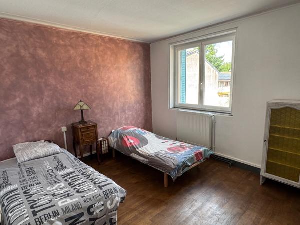 MAISON 4 CHAMBRES AVEC JARDIN À ANCERVILLE