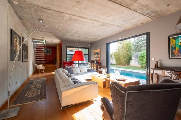 Grande maison d'architecte à 10mn à vélo du centre-ville de La Rochelle