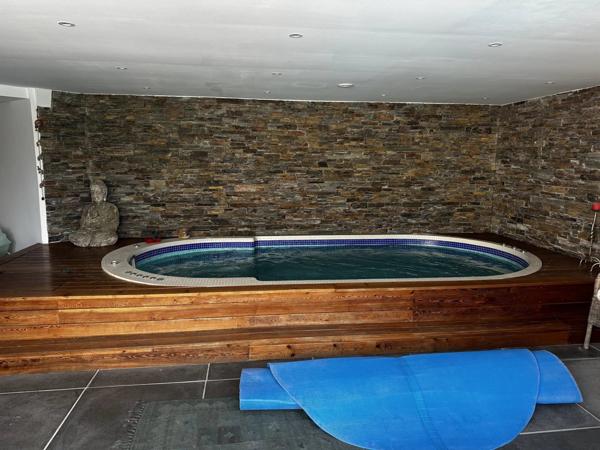 Vente Villa 5 pièces 326 m2 à La Gaude