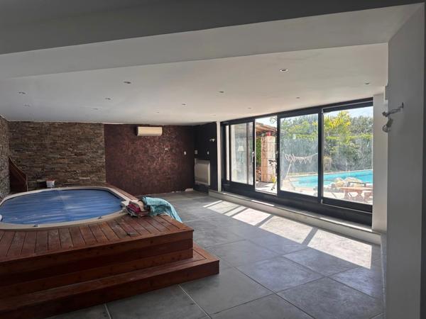 Vente Villa 5 pièces 326 m2 à La Gaude