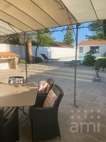 Maison Niort 7 pièce(s) 187 m2