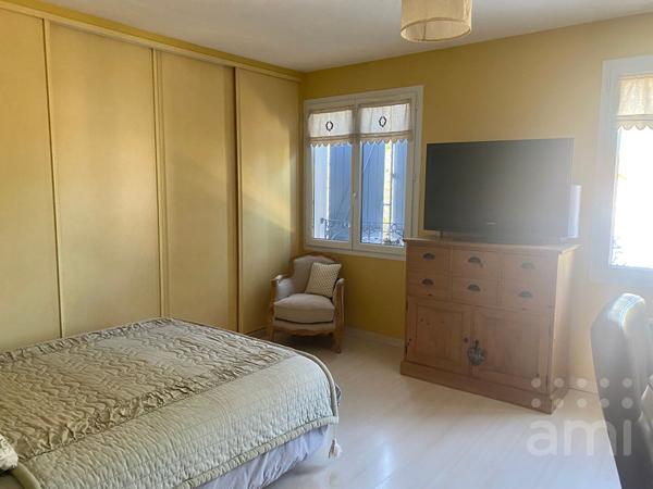 Maison Niort 7 pièce(s) 187 m2