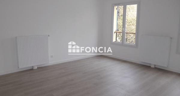Location Appartement 3 pièces 64.38 m² - ÉTampes 91150