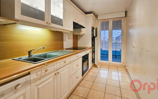 Appartement à vendre    2 pièces • 65 m2 Saint-Gratien