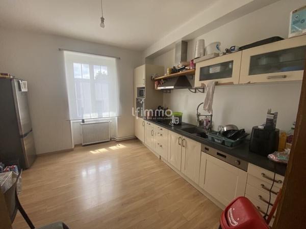 Immeuble de rapport 3 appartements et un local commercial à Illzach