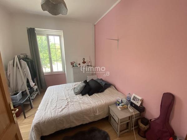 Immeuble de rapport 3 appartements et un local commercial à Illzach