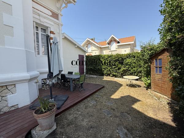 PONTAILLAC - VILLA BELLE EPOQUE VUE OCEAN AU PIED DE LA PLAGE- AU PRIX DE 1 199 000 € FAI