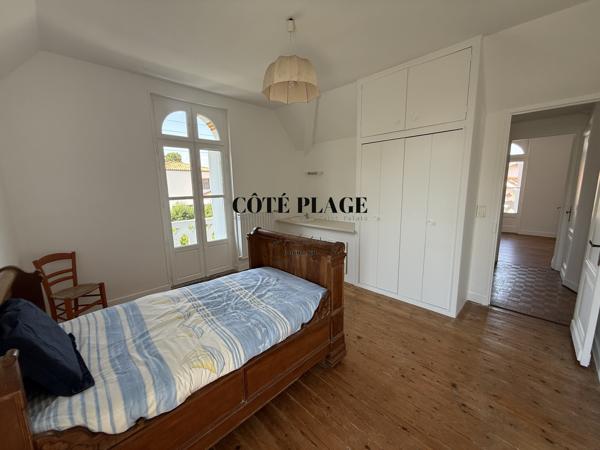 PONTAILLAC - VILLA BELLE EPOQUE VUE OCEAN AU PIED DE LA PLAGE- AU PRIX DE 1 199 000 € FAI