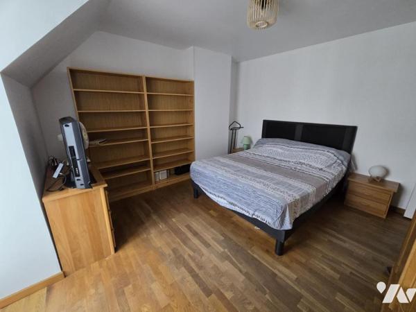 QUARTIER PAVILLONAIRE PROCHE DU RER C ET DES ECOLES