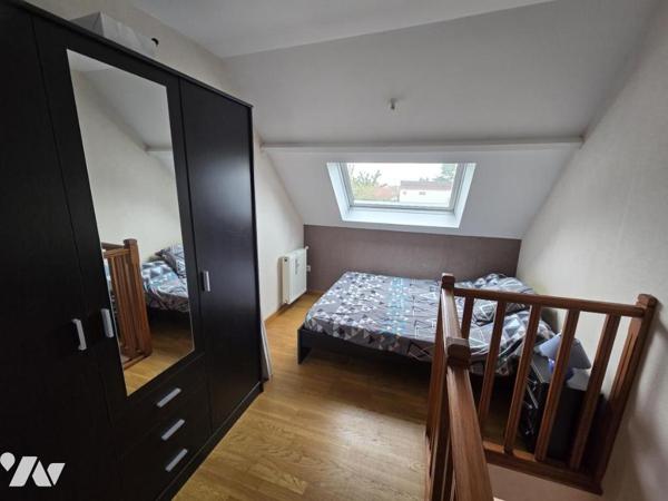 QUARTIER PAVILLONAIRE PROCHE DU RER C ET DES ECOLES