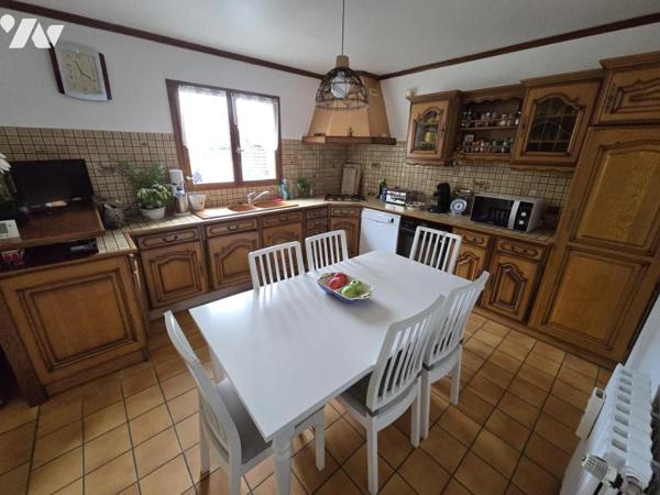 QUARTIER PAVILLONAIRE PROCHE DU RER C ET DES ECOLES