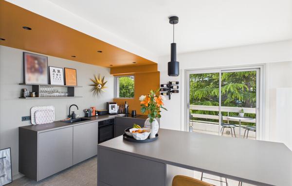 Appartement d’exception avec terrasse panoramique et vue lac, à Évian-les-Bains