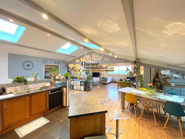 SANTEC -MAISON ATYPIQUE AUX VOLUMES GÉNÉREUX À PROXIMITÉ DES PLAGES