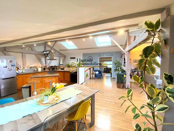 SANTEC -MAISON ATYPIQUE AUX VOLUMES GÉNÉREUX À PROXIMITÉ DES PLAGES